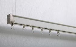 След занавеса держателя потолка автоматический молчаливый для занавесов окна