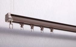 След занавеса держателя потолка автоматический молчаливый для занавесов окна