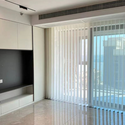 Регулируемые гибкие вертикальные занавесы шторок освещают передавать для гостиниц